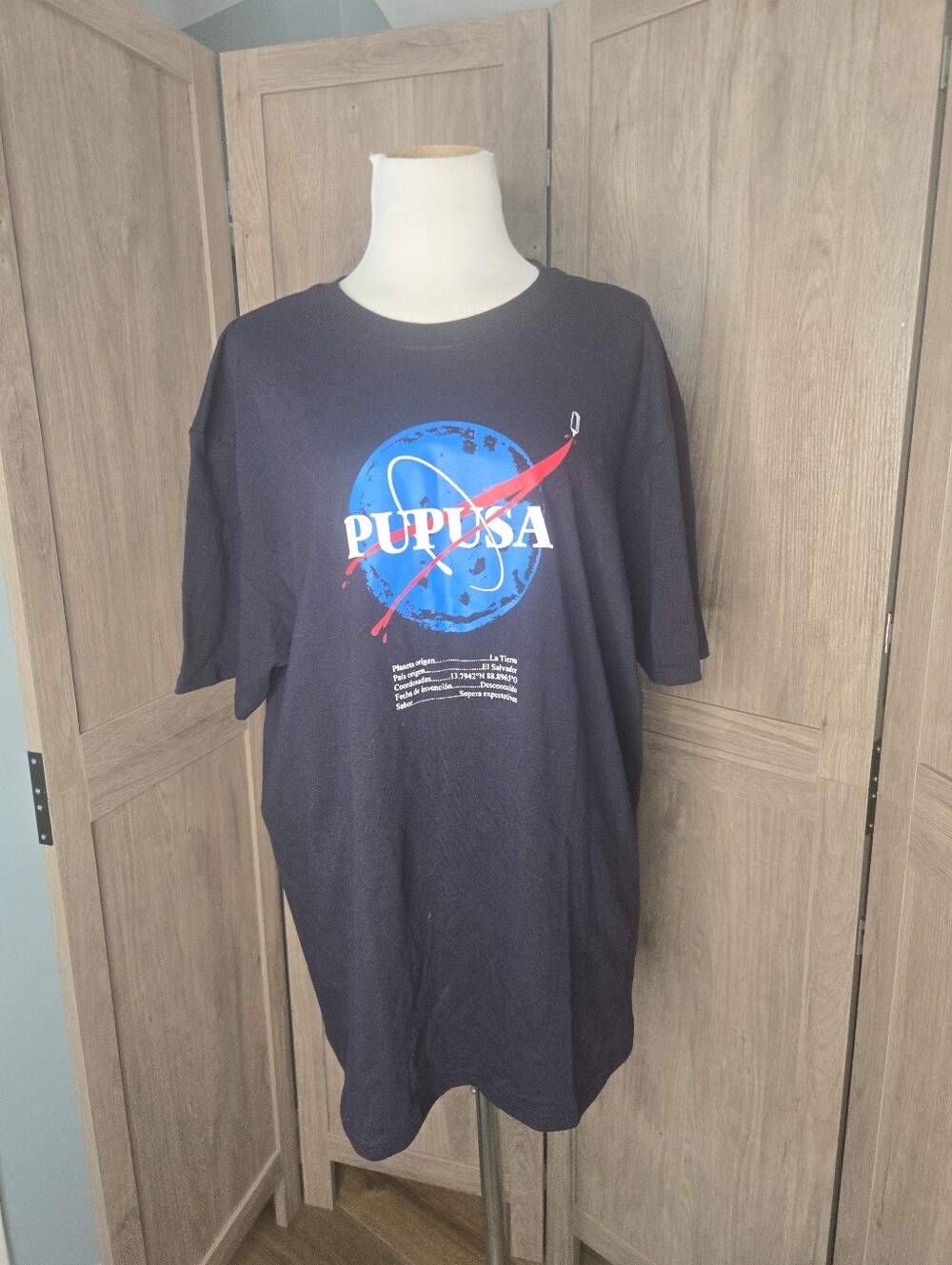 Unised Tshirt XL • El Salvador • 100% Cotton